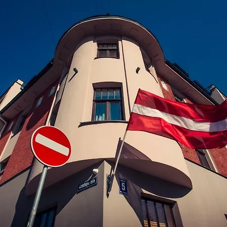 2-room In Historical Art Nouveau House