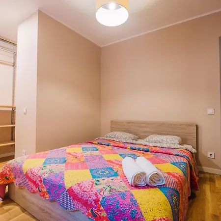Appartement 2-room In Historical Art Nouveau House *